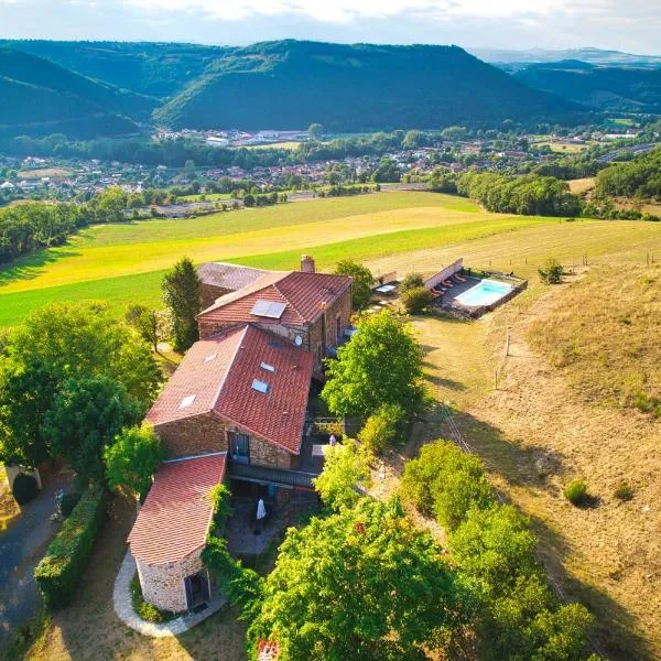 la Ferme de Vazerat, hótel í Massiac