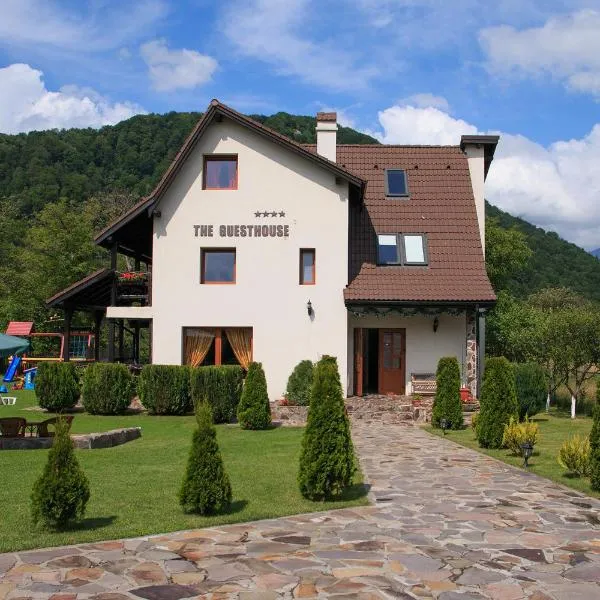 The Guesthouse, hotel in Bran