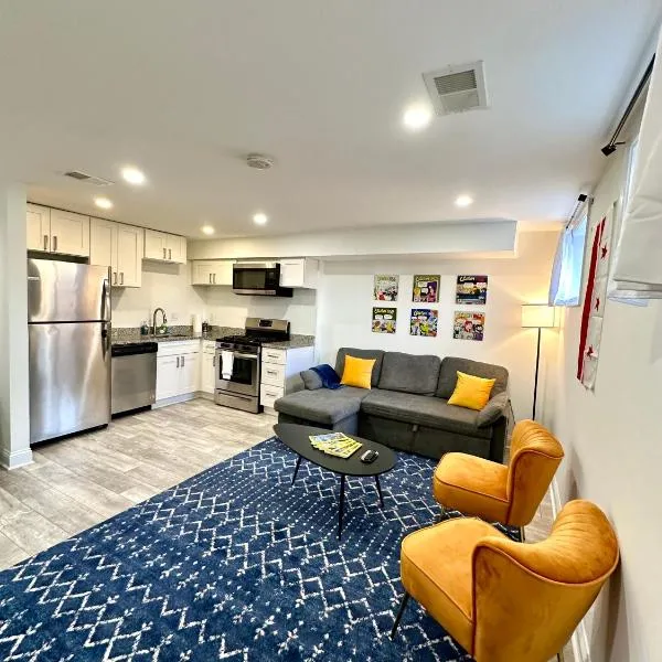 Stylish 1 Bed - 5 min walk to Metro, free parking!, hotel di Washington