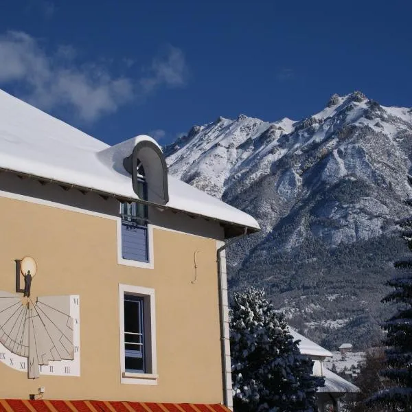HOTEL DE LA GARE, hotel in Eygliers