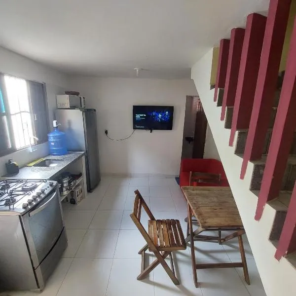 Duplex econômico vila ponta negra, hotel in Natal