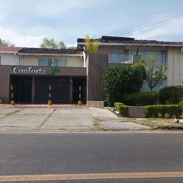 Conforta Rentals & Spa, hotel em El Túnel