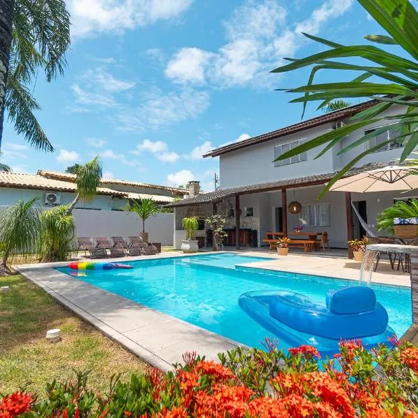 CASA 6 QUARTOS COM PISCINA, hotel v destinaci Porto Seguro