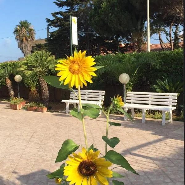 B&B Fiori Gialli Caucana, hotel v destinácii Santa Croce Camerina