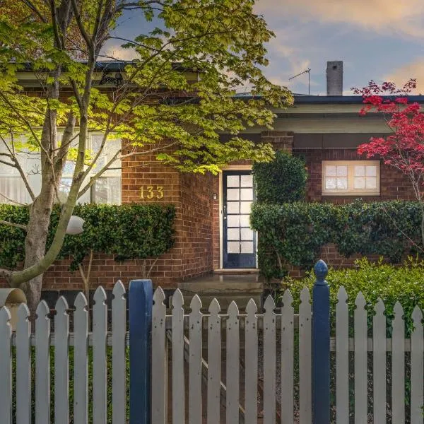 Heritage on Hill - Refreshing Elegance, hotel in Orange