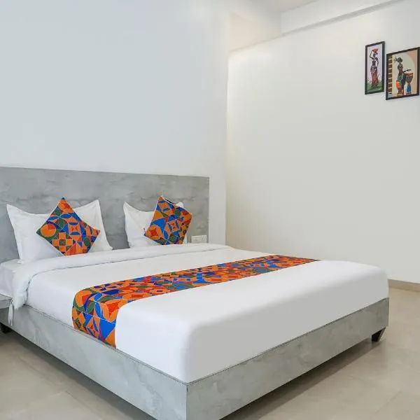 FabHotel Irra Executive, hotel in Purandhar