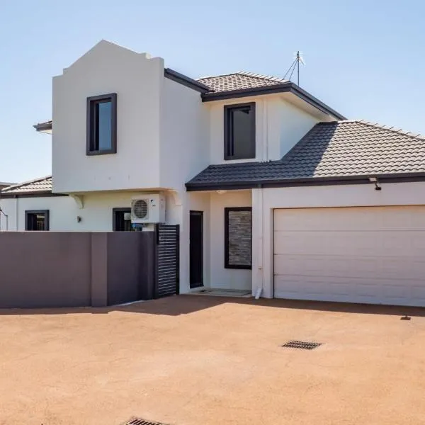 Hollow Beach House - Bunbury, hótel í North Boyanup