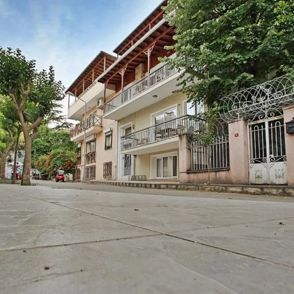Büyükada Apart Hotel - Yeni Apart, hotel in Buyukada