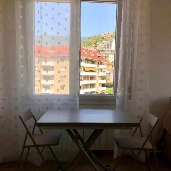 Ninfea apartments, хотел в Санремо