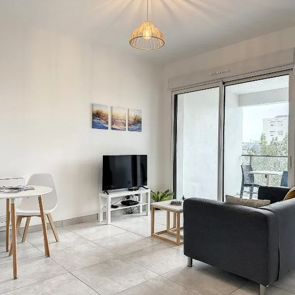 Le 121 - Appartement 101, hotell i Quiberon