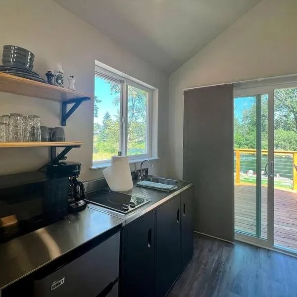 Loft Cabin 2 - Rogue River Resort, hotel v destinaci Grants Pass
