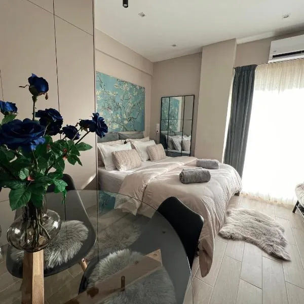 Urban Gem by Homebrain, hotel in Alexandroupoli