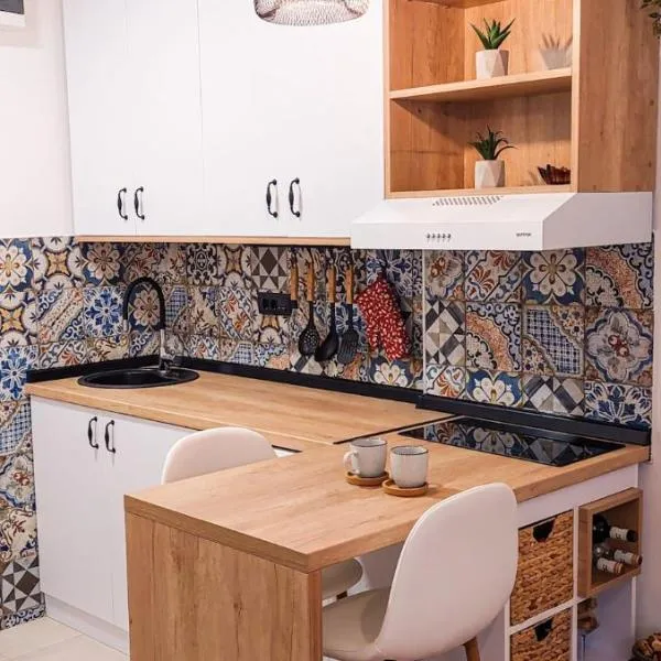 Azulejo Apartment、Novi Beogradのホテル