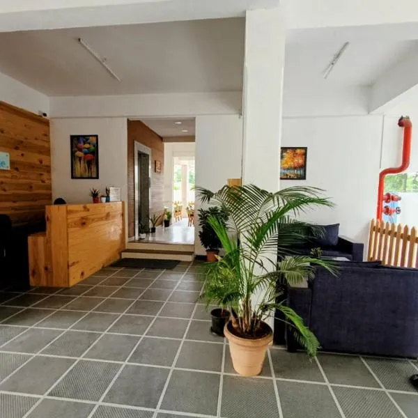 Ornate Service Apartments, hotel in Pune