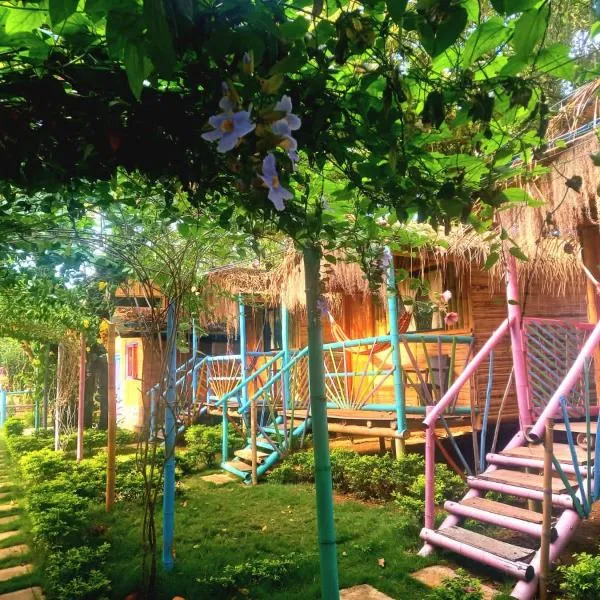 Avani del desierto, hotel v destinaci Villavieja