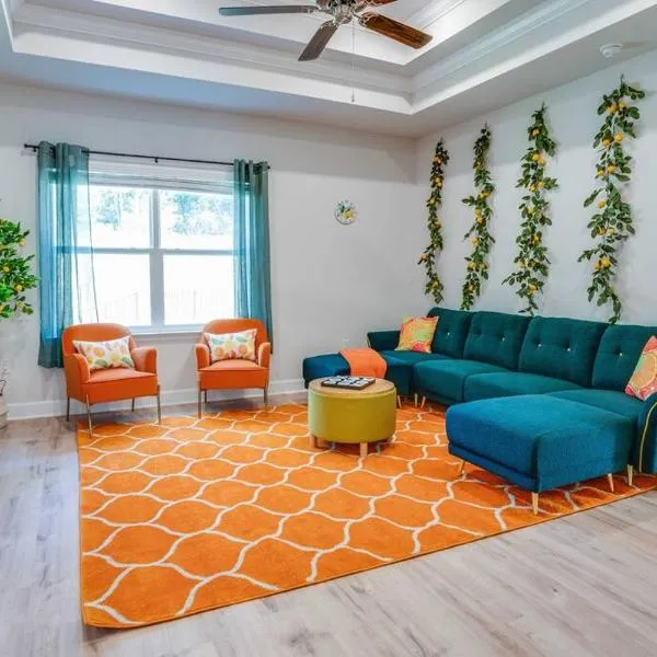 Citrus Cottage: Comfy - Hwy 10 - Peaceful Retreat, hotel v destinaci Tallahassee