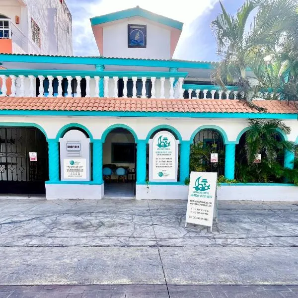 Casa Puerto Morelos, hotel v destinaci Puerto Morelos