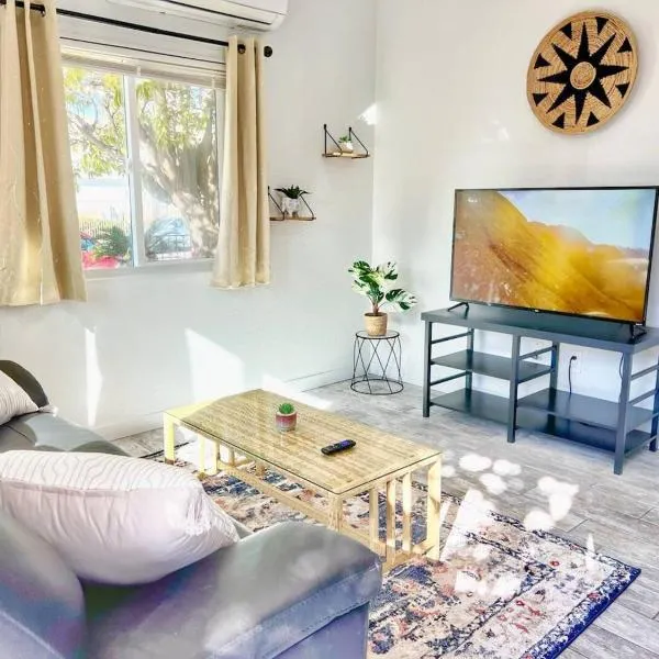 Charming Flat Near The City, ξενοδοχείο στο Σαν Ντιέγκο