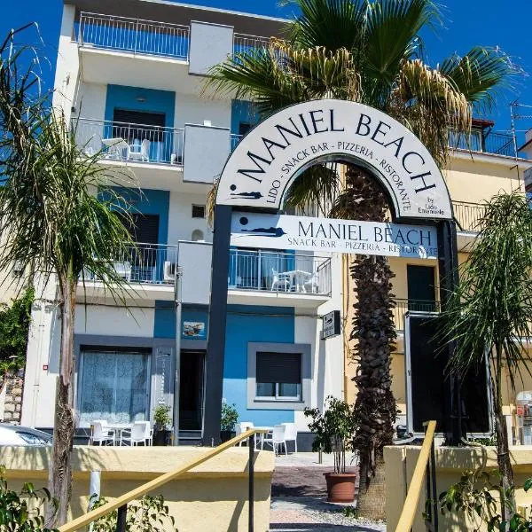 Maniel Beach Hotel, hotel en Letojanni