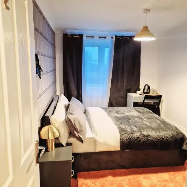 Flat 16 Homedale house, hotell i Sutton