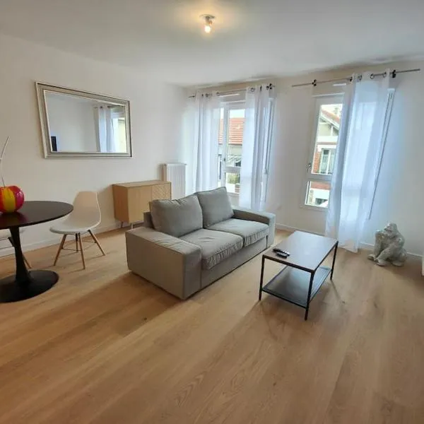 Le clos d'Asnières, hotel v destinaci Asnières-sur-Seine