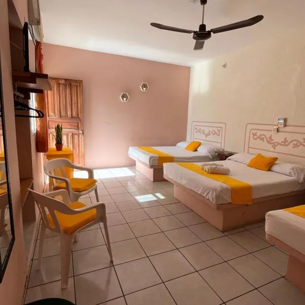 Habitación Hotel El almirante, hotel in Tecolutla