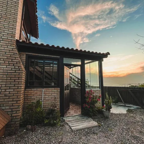 Casa 3 - Estrela Dalva, vista para o mar!, hotel di Farol de Santa Marta