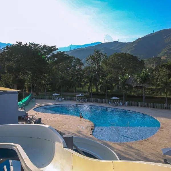Apto Di Sole Santa FeAntioquia, hotel v destinaci Santa Fe de Antioquia
