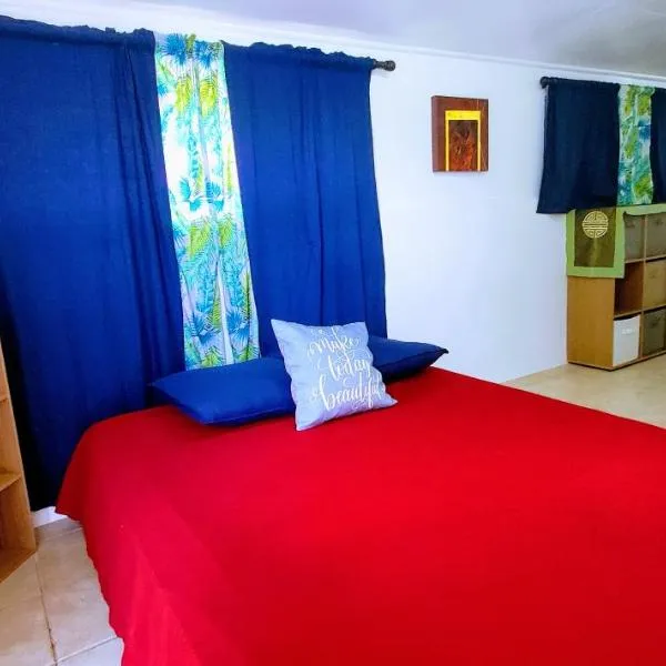 Studio Nui 1 Room Fare Tepua Lodge, hotel v Uturoe