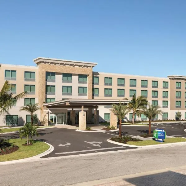 Holiday Inn Express Cape Canaveral by IHG, Hotel in Cape Canaveral