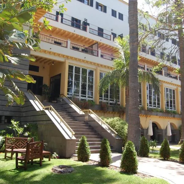 Hotel Escuela Santa Brígida, hotel v destinaci Santa Brígida