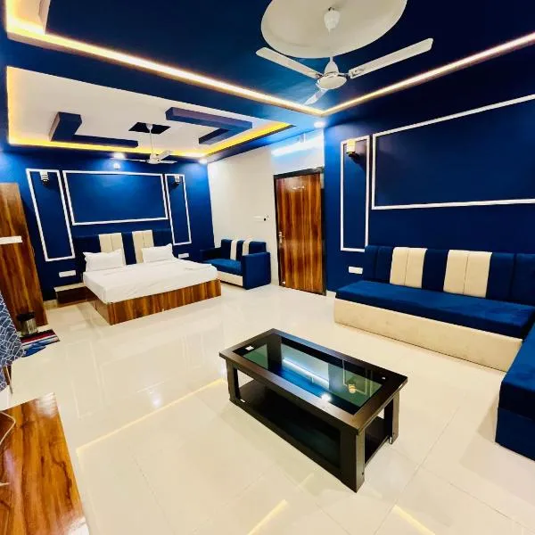 HOTEL RAHAT, hotel en Jhālāwār