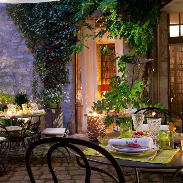 Hotel De France, hotel em Angerville