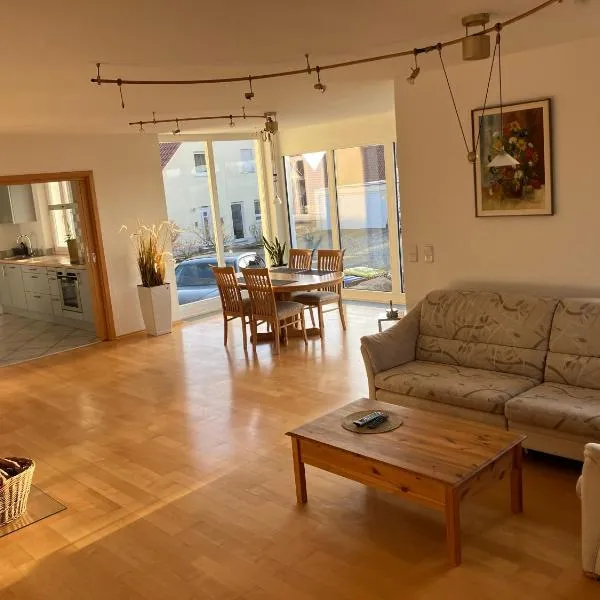 Lorena, Hotel in Dittelbrunn