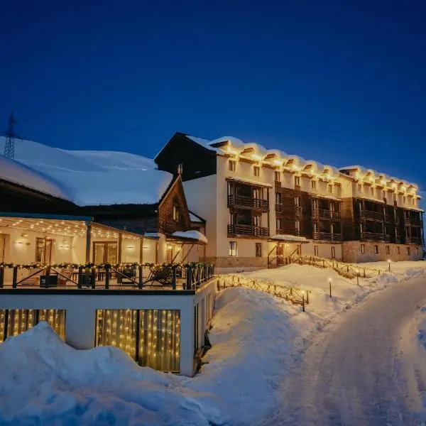 Alpina Hotel, hotel in Kobi