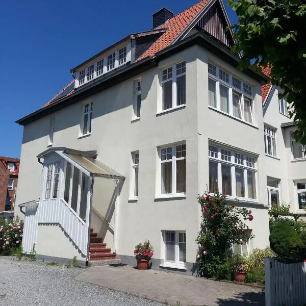 Haus Übersee Wohnung Samoa, hotel v destinaci Travemünde