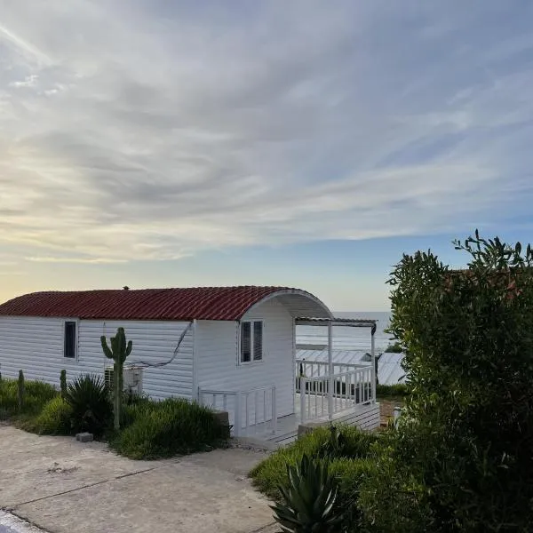 Camping wassay beach, hotel v destinaci Sidi Ouassay