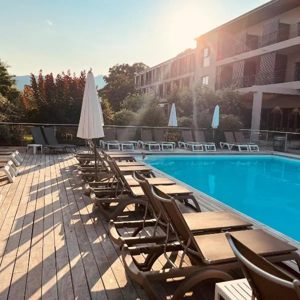 Hôtel Spa Restaurant La Madrague, hotel v destinaci Lucciana