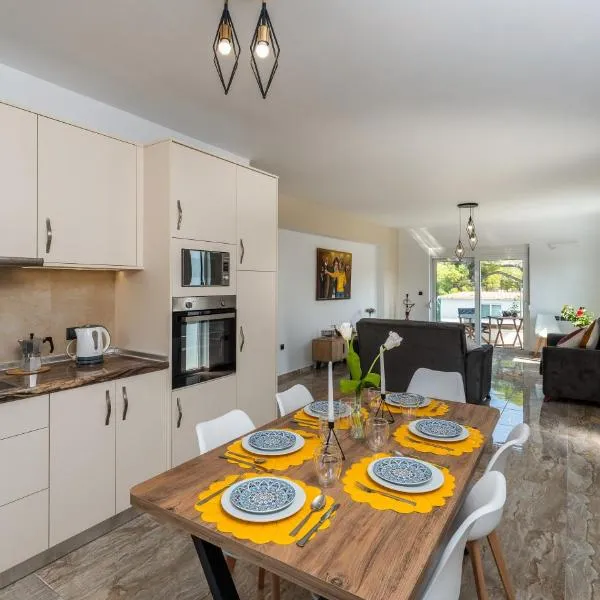 Sweet Home Luxury Apartments, hotel v destinaci Ialyssos
