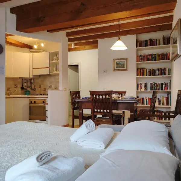 City Center Charme, hotel a Riva del Garda