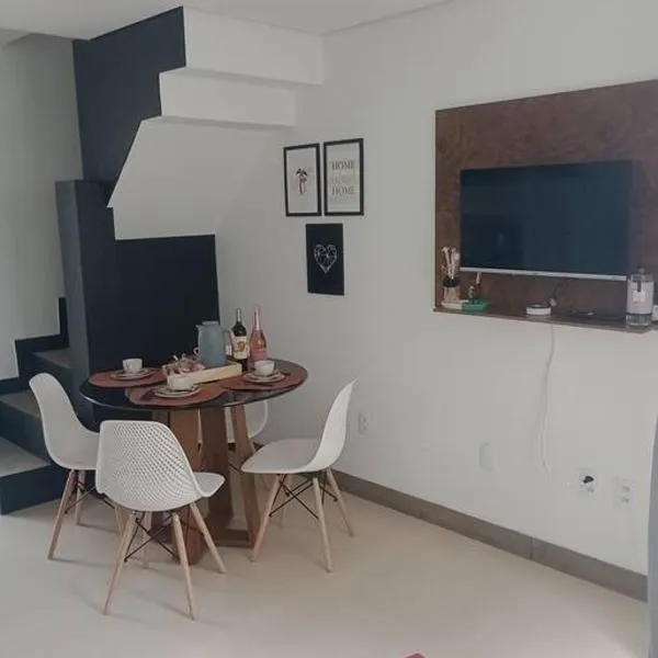 Linda Casa no Sossego da Praia, hotel v destinaci Balneário Camboriú