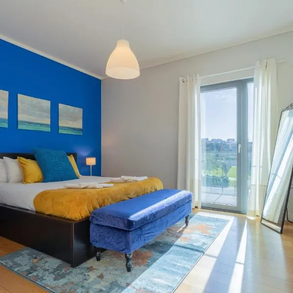 LDapartments - Spacious Lisbon Haven w/Lift&Garage, hotel di Lisbon