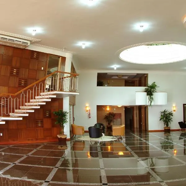 Copas Executive Hotel, hotel in Cascavel