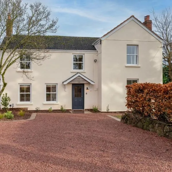 Deer Park Farmhouse, hotel in Lydney
