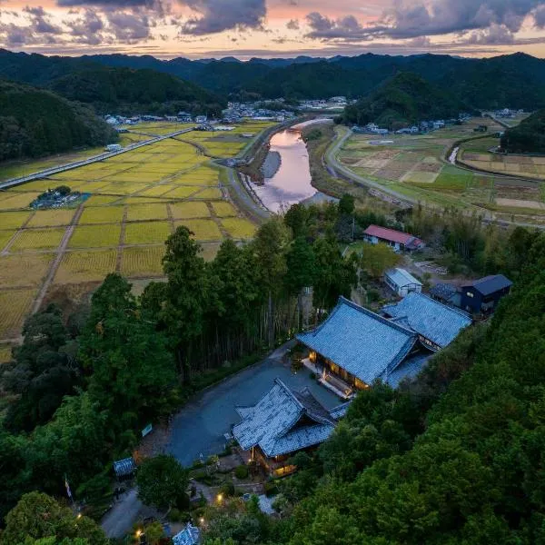 宿坊 大泰寺 Temple Hotel Daitai-ji, hótel í Nachikatsuura