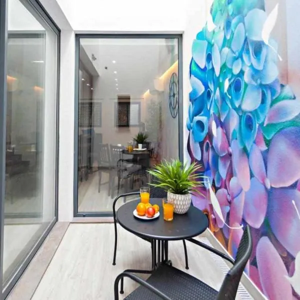 Faro Clara Suites, hotel in Faro