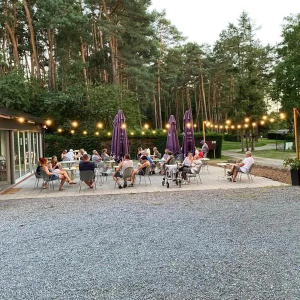 Camping het Swinnenbos, hotel di Diest