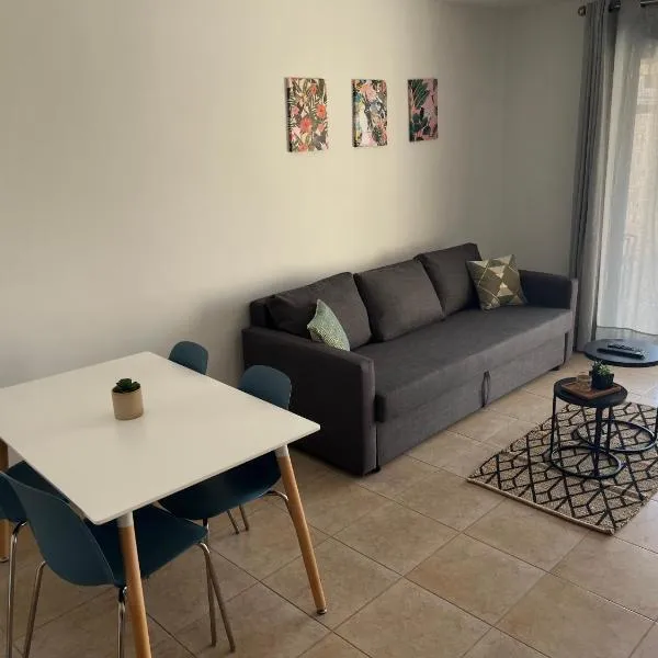 Casa Geranios 6, hotel v destinaci Costa Del Silencio