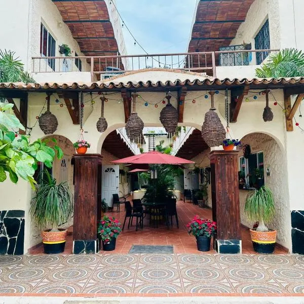 Bungalows Las Glorias: Rincon de Guayabitos'ta bir otel