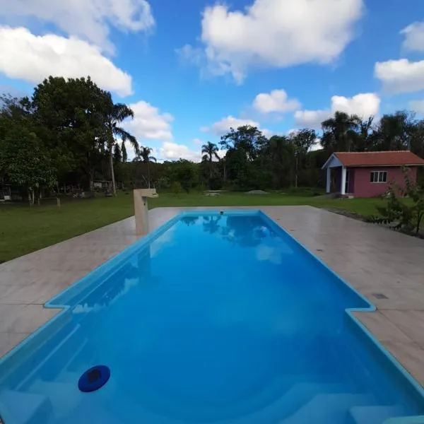 Mini Casa Chácara Zulin's - AMOR E ACONCHEGO, hotel en Pontal do Paraná